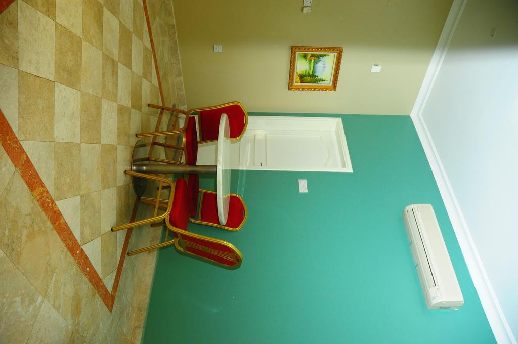 Al Faisal Hotel Suites Sur Pokój zdjęcie
